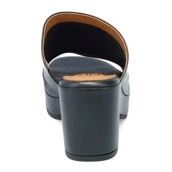 Miz Mooz Women's Gwen In Black 10 Miz Mooz Women's Gwen In Black -Birkenstock Shop mz s291303 bk 1003 5 1100x